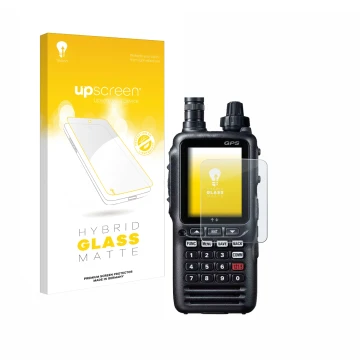 Parte frontal de un envase de producto con el logotipo de la marca upscreen. Al lado se muestra el dispositivo Yaesu FTA-850L 