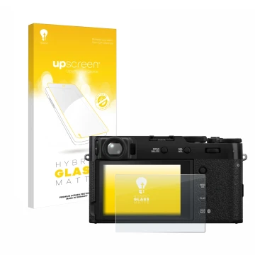 Parte frontal de un envase de producto con el logotipo de la marca upscreen. Al lado se muestra el dispositivo Fujifilm X100VI