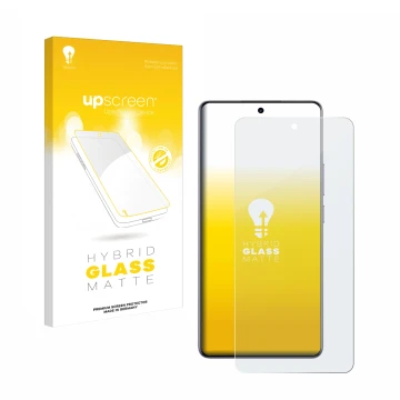 Parte frontal de un envase de producto con el logotipo de la marca upscreen. Al lado se muestra el dispositivo realme 15 Pro c