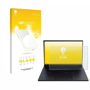 Parte frontal de un envase de producto con el logotipo de la marca upscreen. Al lado se muestra el dispositivo Razer Blade 18 