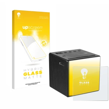 Parte frontal de un envase de producto con el logotipo de la marca upscreen. Al lado se muestra el dispositivo Sony ICF-C1 con