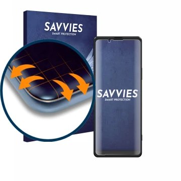 Parte frontal de un envase de producto con el logotipo de la marca Savvies. Al lado se muestra el dispositivo Sony Xperia 1 II