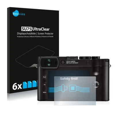 Parte frontal de un envase de producto con el logotipo de la marca Savvies. Al lado se muestra el dispositivo Leica Q2 con su 