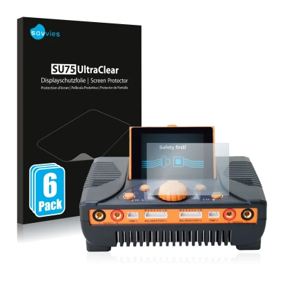 Parte frontal de un envase de producto con el logotipo de la marca Savvies. Al lado se muestra el dispositivo Junsi iCharger 4