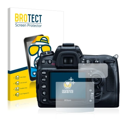 Parte frontal de un envase de producto con el logotipo de la marca BROTECT. Al lado se muestra el dispositivo Nikon D300 con s