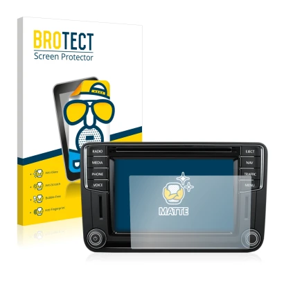 Parte frontal de un envase de producto con el logotipo de la marca BROTECT. Al lado se muestra el dispositivo Volkswagen T6 20