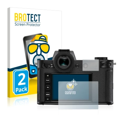 Parte frontal de un envase de producto con el logotipo de la marca BROTECT. Al lado se muestra el dispositivo Leica SL2 con su