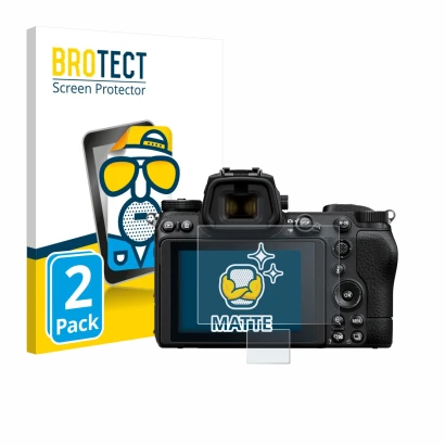 Parte frontal de un envase de producto con el logotipo de la marca BROTECT. Al lado se muestra el dispositivo Nikon Z 6 II con