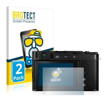 Parte frontal de un envase de producto con el logotipo de la marca BROTECT. Al lado se muestra el dispositivo Fujifilm X-E4 co