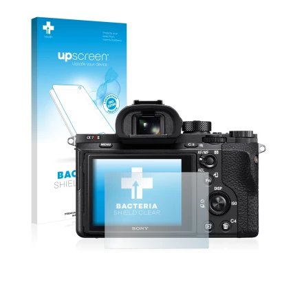 Parte frontal de un envase de producto con el logotipo de la marca upscreen. Al lado se muestra el dispositivo Sony Alpha 7R I