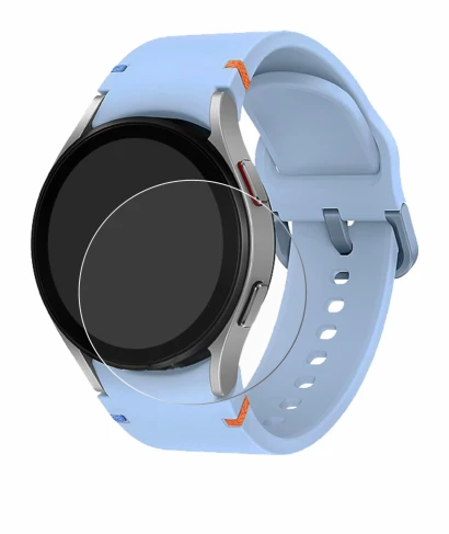 Imagen del dispositivo Samsung Galaxy Watch FE con una amplia variedad de protectores de pantalla.