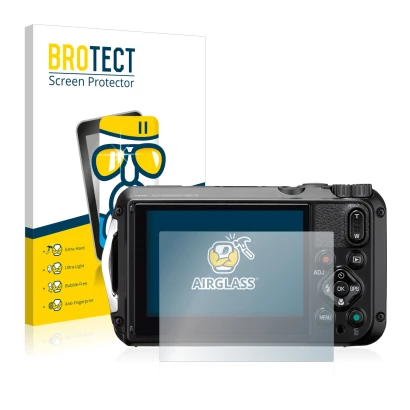 Parte frontal de un envase de producto con el logotipo de la marca BROTECT. Al lado se muestra el dispositivo Ricoh WG-6 con s