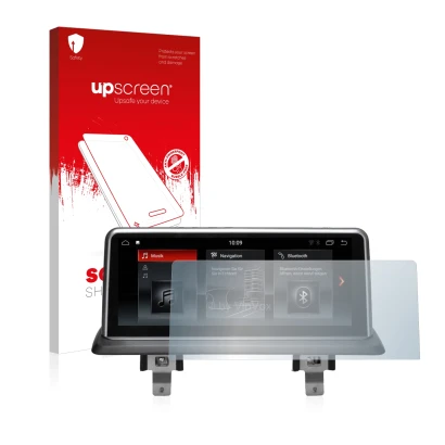 Parte frontal de un envase de producto con el logotipo de la marca upscreen. Al lado se muestra el dispositivo BMW 1 E88 2004-