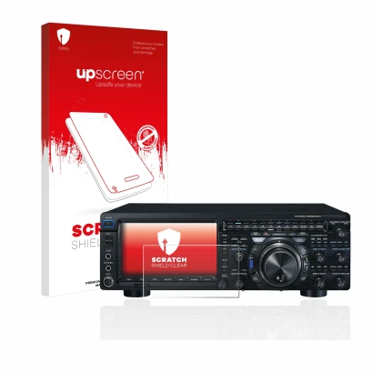 Parte frontal de un envase de producto con el logotipo de la marca upscreen. Al lado se muestra el dispositivo Yaesu FT-DX101D