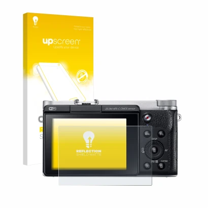 Parte frontal de un envase de producto con el logotipo de la marca upscreen. Al lado se muestra el dispositivo Samsung NX300M