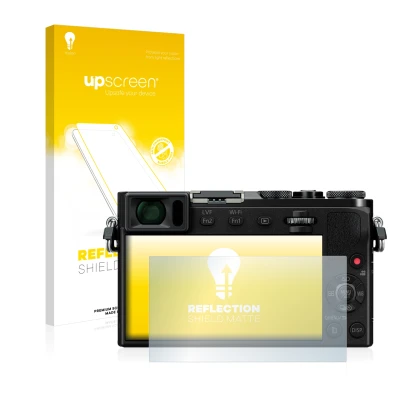 Parte frontal de un envase de producto con el logotipo de la marca upscreen. Al lado se muestra el dispositivo Panasonic Lumix
