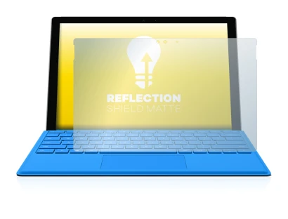 Imagen del dispositivo Microsoft Surface Pro 4 con una amplia variedad de protectores de pantalla.