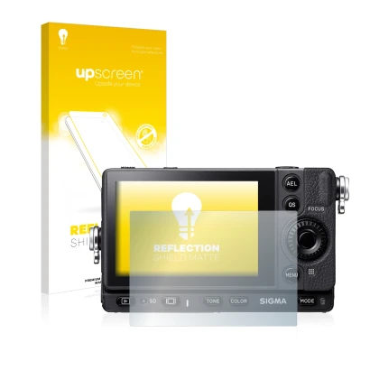 Parte frontal de un envase de producto con el logotipo de la marca upscreen. Al lado se muestra el dispositivo Sigma FP con su