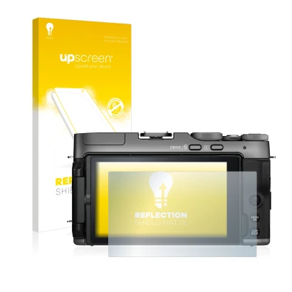 Parte frontal de un envase de producto con el logotipo de la marca upscreen. Al lado se muestra el dispositivo Fujifilm X-A7 c