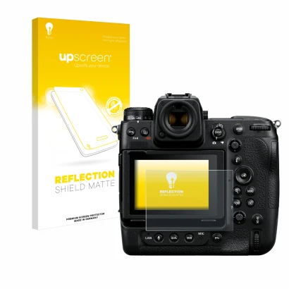 Parte frontal de un envase de producto con el logotipo de la marca upscreen. Al lado se muestra el dispositivo Nikon Z 9 con s