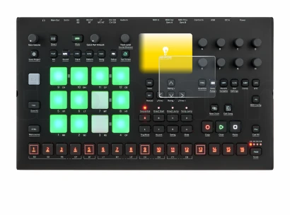 Imagen del dispositivo Elektron Analog Rytm MKII con una amplia variedad de protectores de pantalla.