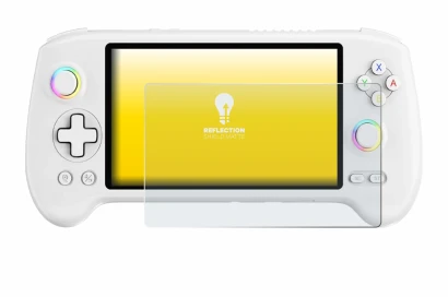 Imagen del dispositivo Anbernic RG557 con una amplia variedad de protectores de pantalla.