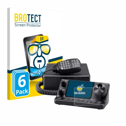 Parte frontal de un envase de producto con el logotipo de la marca BROTECT. Al lado se muestra el dispositivo Icom IC-7100 con