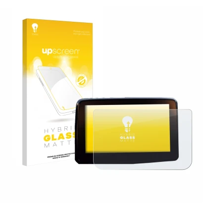 Parte frontal de un envase de producto con el logotipo de la marca upscreen. Al lado se muestra el dispositivo Mazda 2 BJ 2024