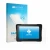 Parte frontal de un envase de producto con el logotipo de la marca upscreen. Al lado se muestra el dispositivo SageFurned 5" c