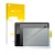 Parte frontal de un envase de producto con el logotipo de la marca upscreen. Al lado se muestra el dispositivo Wacom One s CTL
