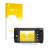 Parte frontal de un envase de producto con el logotipo de la marca upscreen. Al lado se muestra el dispositivo Yaesu FTM-400XD