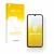 Parte frontal de un envase de producto con el logotipo de la marca upscreen. Al lado se muestra el dispositivo Samsung Galaxy 