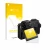 Parte frontal de un envase de producto con el logotipo de la marca upscreen. Al lado se muestra el dispositivo Fujifilm GFX100