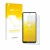 Parte frontal de un envase de producto con el logotipo de la marca upscreen. Al lado se muestra el dispositivo Hotwav Note 12 