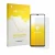 Parte frontal de un envase de producto con el logotipo de la marca upscreen. Al lado se muestra el dispositivo ZTE Blade A56 c