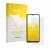 Parte frontal de un envase de producto con el logotipo de la marca upscreen. Al lado se muestra el dispositivo Lava Bold N2 5G