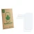 Parte frontal de un envase de producto con el logotipo de la marca ScreenLeaf. Al lado está el protector de pantalla correspon
